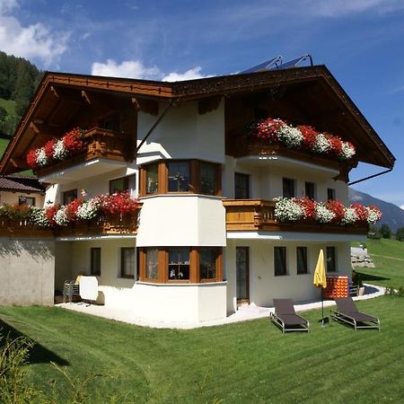 Sonnenschloessl Apartments Neustift im Stubaital Exterior photo